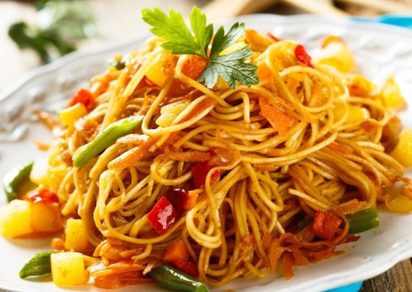 Noodles with a bunch of veggies